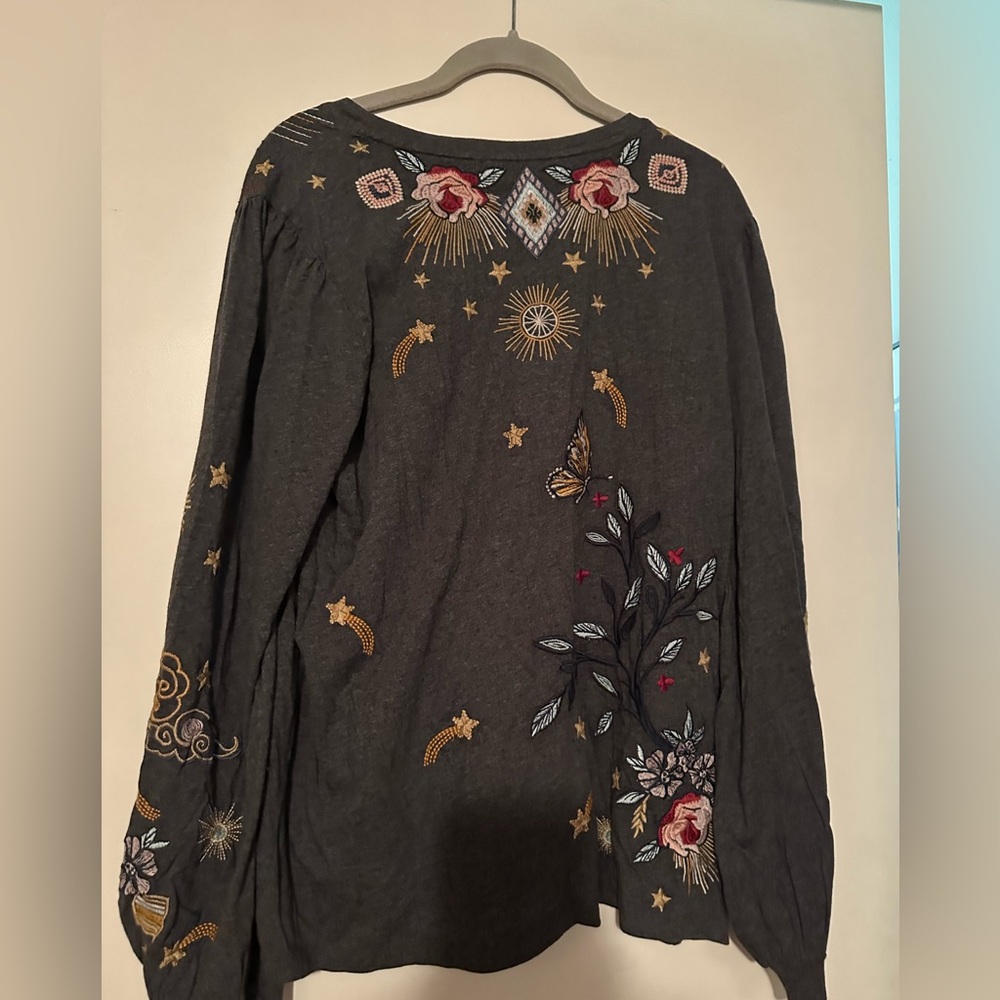 Johnny Was beautiful Long sleeve tshirt.